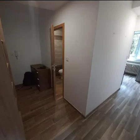 Your 25 With Parking Apartment *