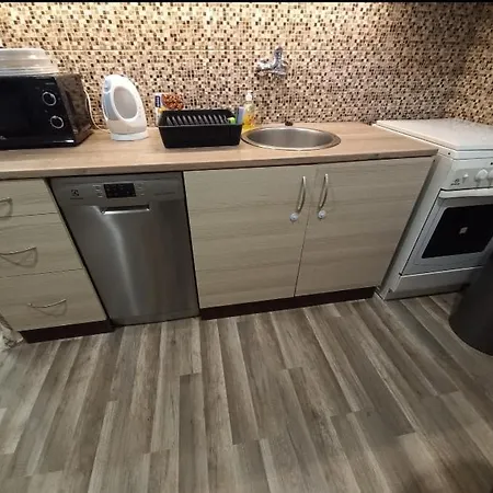 Apartment Your 25 With Parking *